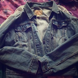 LEVI'S DENIM JACKET