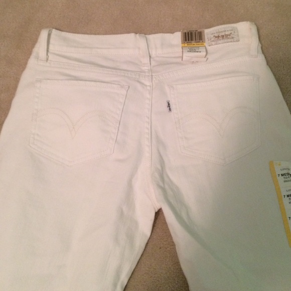 White jeans - Picture 2 of 3