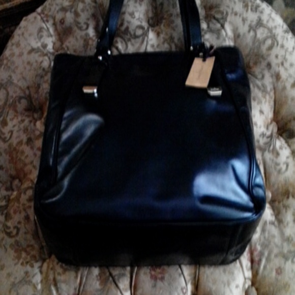 Authentic Cole Haan handbag  NWT - Picture 1 of 4
