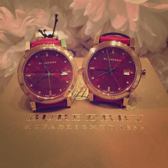 SOLD!! Authentic Burberry The City Precious BU9148