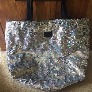 ✨sequined Victoria's Secret bag✨
