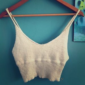 Tan crop top, top size M