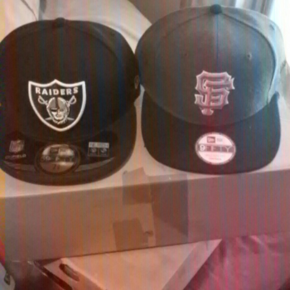 New era, Mitchell n Ness hats