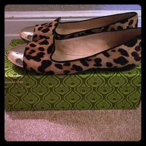 Gianni Bini leopard calf hair flats