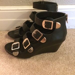 BCBGeneration Cayden sandal