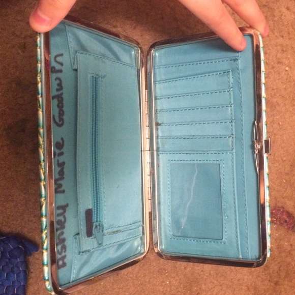 Real wallet - Picture 2 of 3