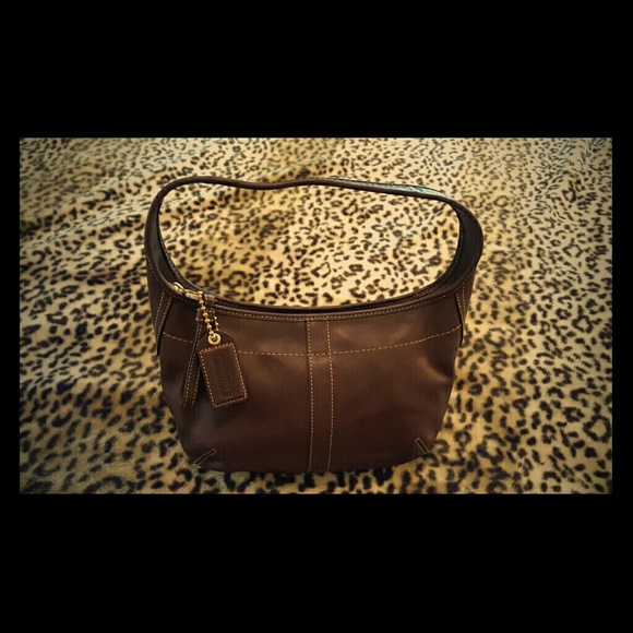 Genuine Coach Purse ♡ PRICE DROPPED!! ♡