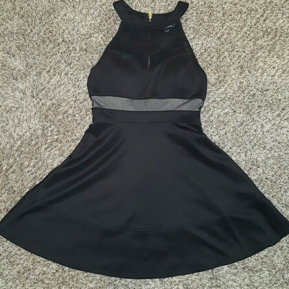 LBD - Picture 4 of 4