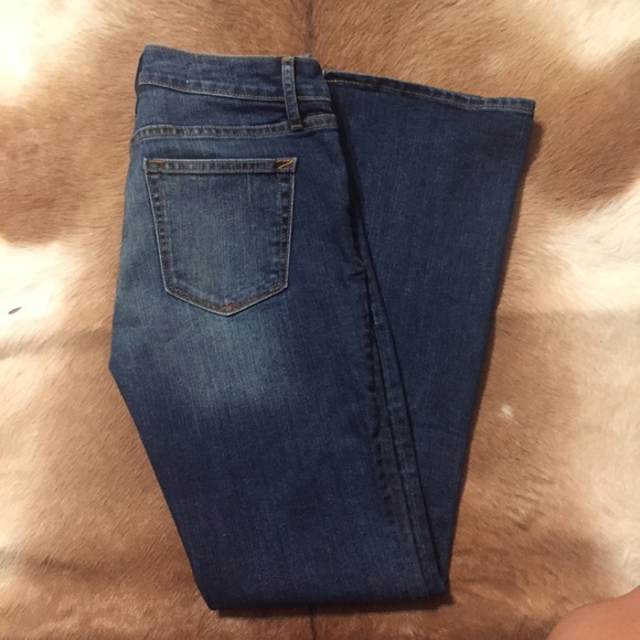 Gap "sexy boot" size 26 short jeans