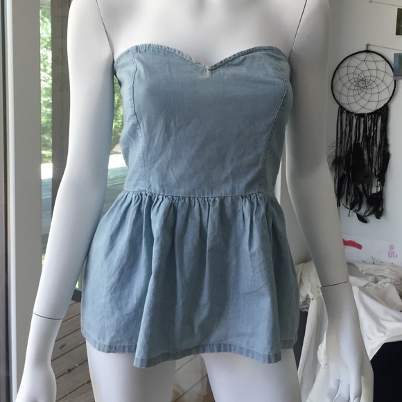 Kendall & Kylie strapless denim peplum top