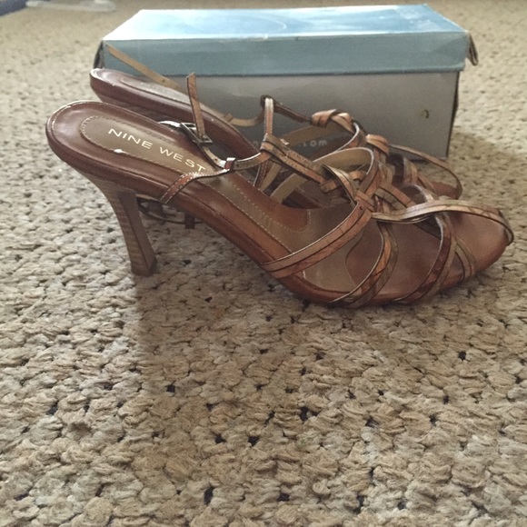 Nine West Sandala - Picture 3 of 3