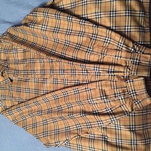 XL Burberry, Long Sleeve, Plaid Designed Shirt.