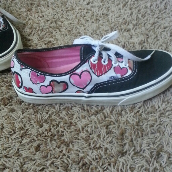 Vans - Picture 2 of 4