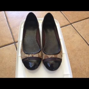 Coach flats