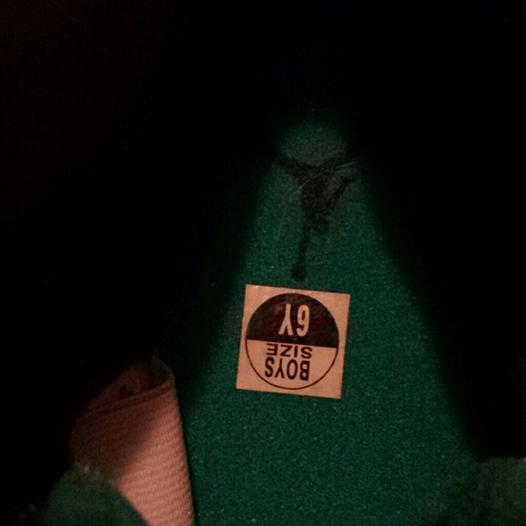 (SOLD) Grape 5s - Picture 4 of 4