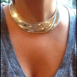 TIFFANY & Co silver necklace- great condition