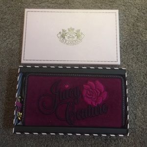 Juicy Couture wallet