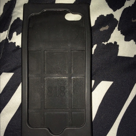 Chanel phone iPhone 5s - Picture 2 of 2