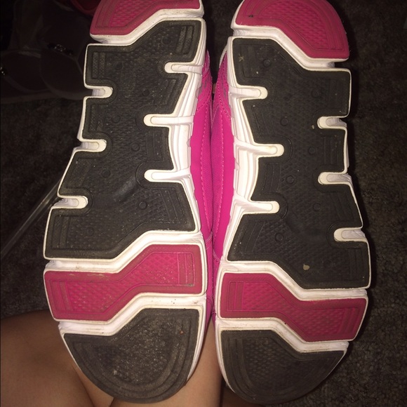 Running shoes 👟 - Picture 3 of 4