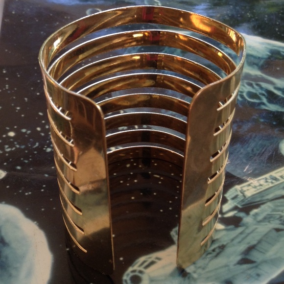 Gold filled bangle - Picture 2 of 3