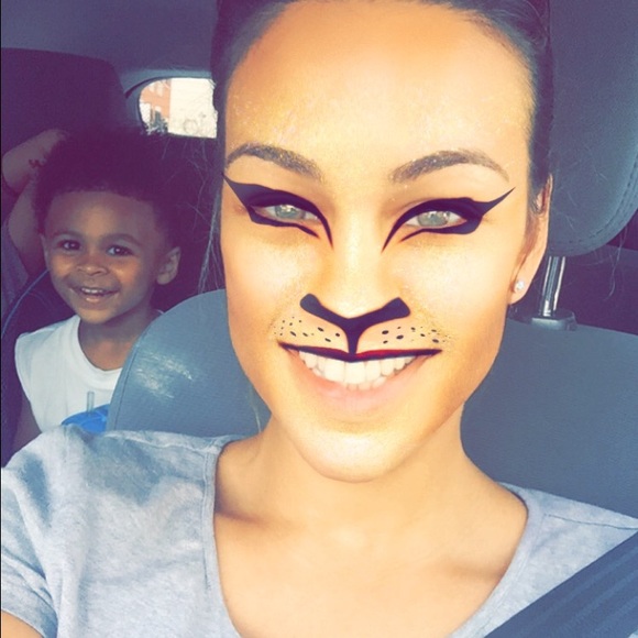 Hi I'm Christine 💗 - Picture 5 of 6