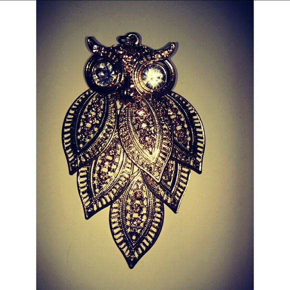 Owl necklace pendant