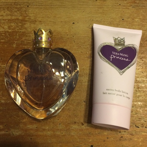 🚫 SOLD 🚫Vera Wang Princess eau de toilette 1.7