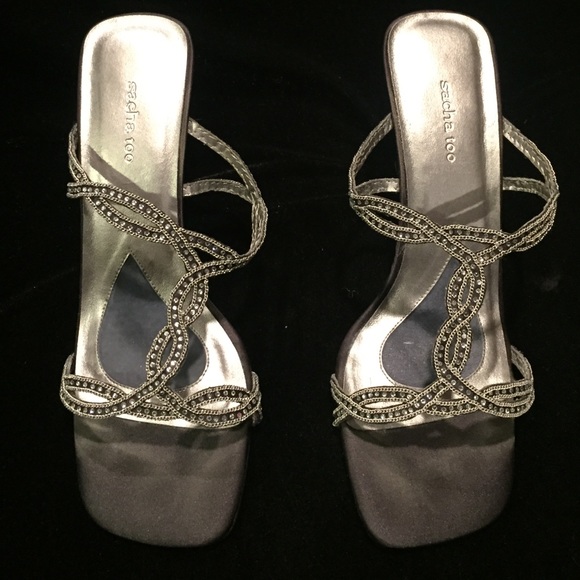 Heels - Picture 2 of 4