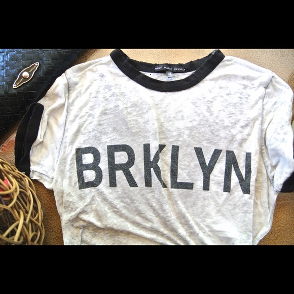 BRKLYN chic top - Picture 2 of 3
