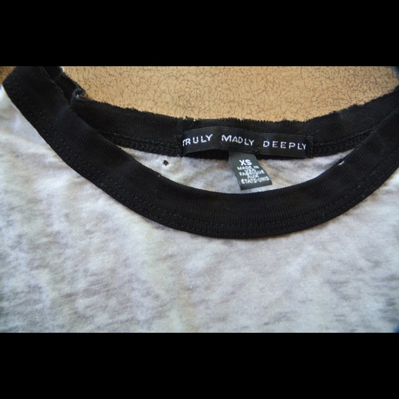 BRKLYN chic top - Picture 3 of 3