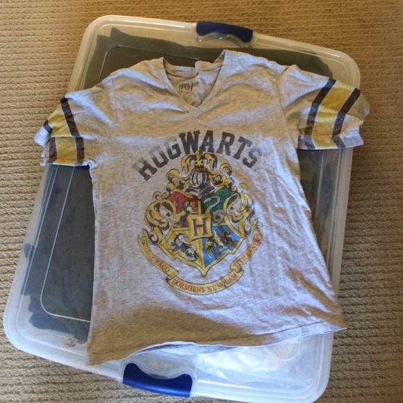 Hog warts Crest Jersey