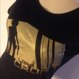 Angelina Jolie Tomb Raider T-Shirt Med Black Gold