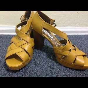 AMERICAN EAGLE mustard yellow heels PRICE DROP