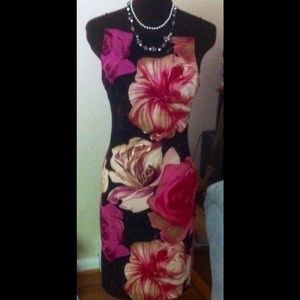 RAMPAGE exquisite multicolor flowers dress 💗😋💗