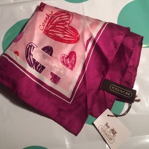 COACH "Heart Neck" silk scarf