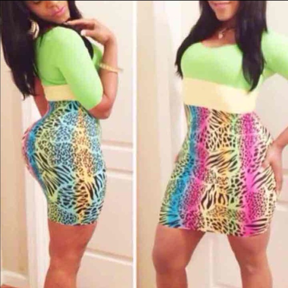 Fashion dress small