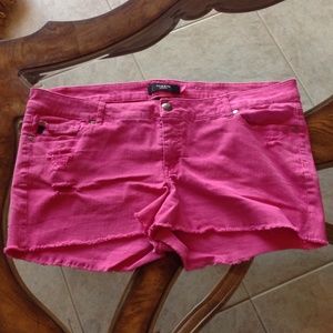 💋SOLD💋PLUS SIZE pink denim shorts!
