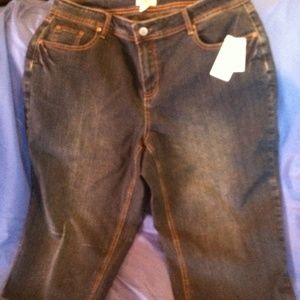 Women's capris plus size 16w