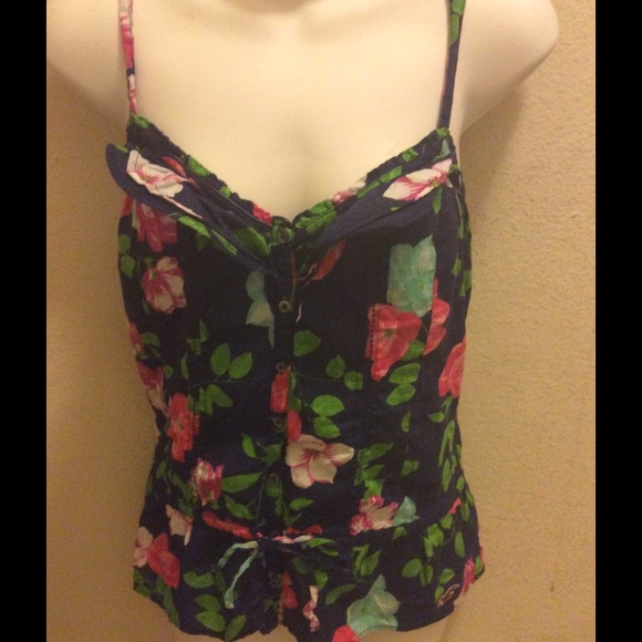 Hollister floral top