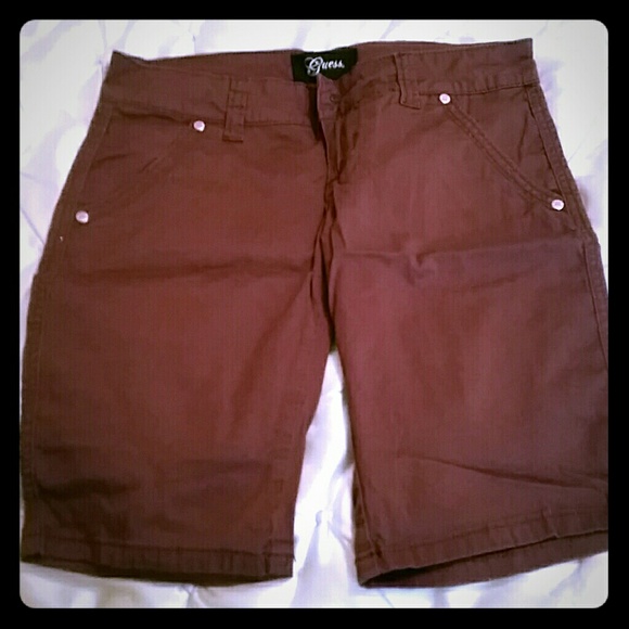 Brown Guess Bermudas