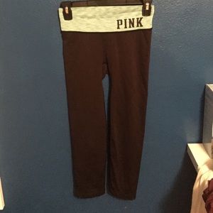 Pink crop yoga leggings