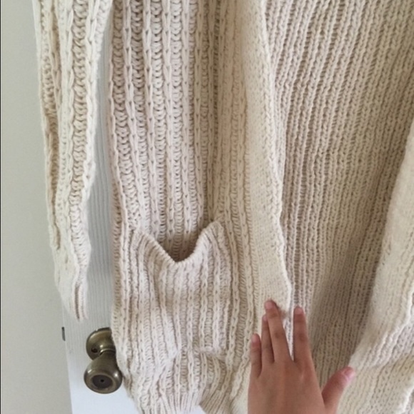 brandy Melville sweater drape cardigan - Picture 2 of 4