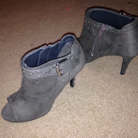 open toed high-heel boots