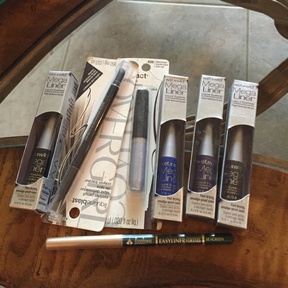 NEVER USED EYELINER BUNDLE