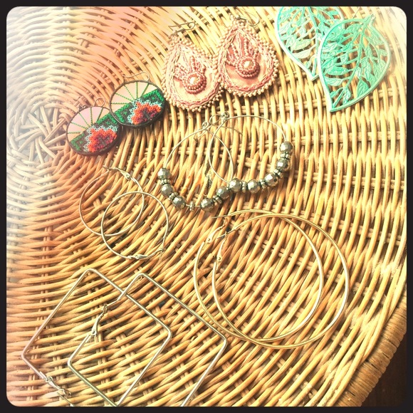 Bracelet and earrings bundle! 💎