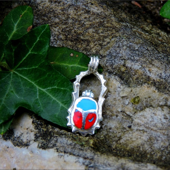 Inlaid Silver Scarab Double Sided Necklace Pendant - Picture 1 of 4