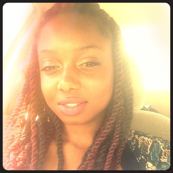 Meet your fashionista seller!