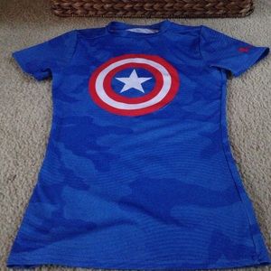 Under Armour Captin America dry fit shirt