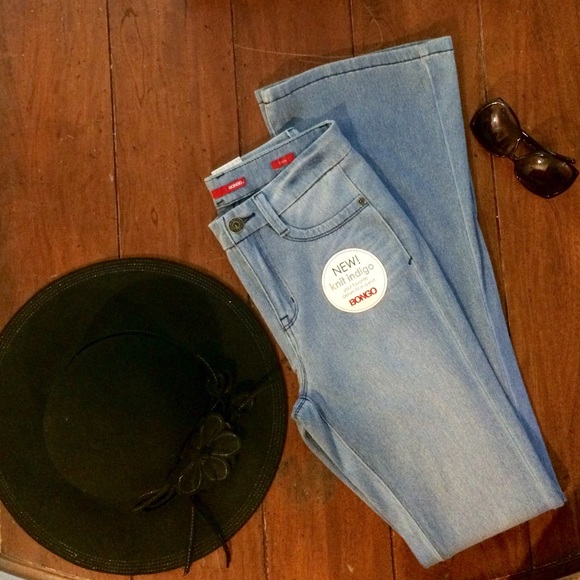 Bongo Light wash Flare Jeans