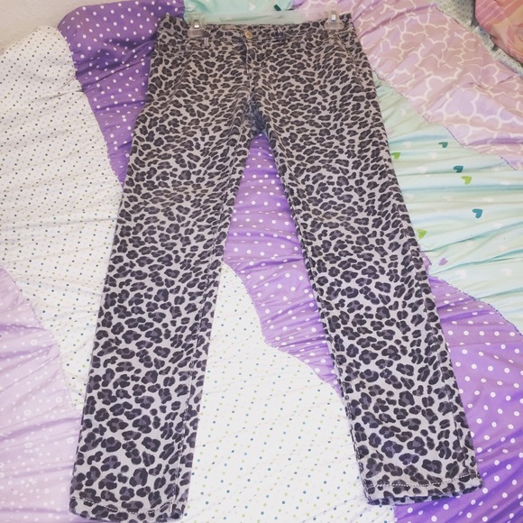 Cute cheetah super skinny jeans
